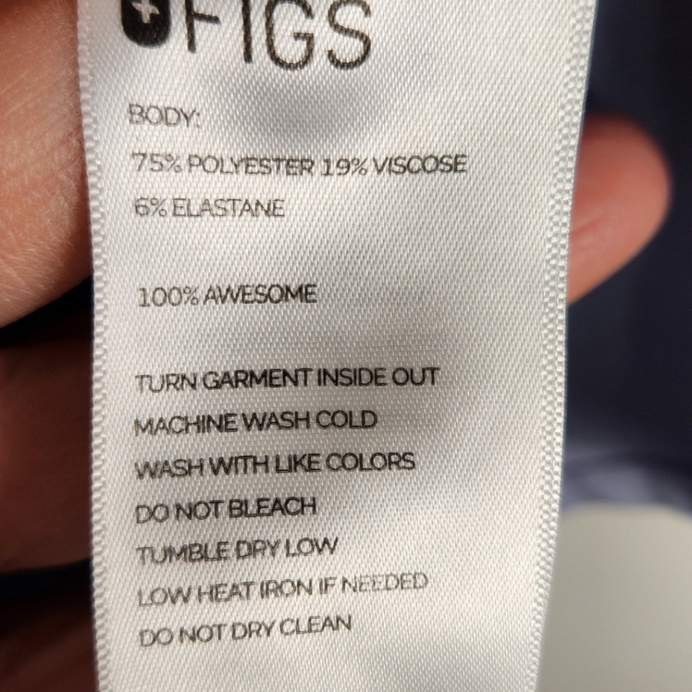 FIGS Women's Technical Collection Catarina One-Pocket Scrub Top Size L EUC #719 - Picture 9 of 10